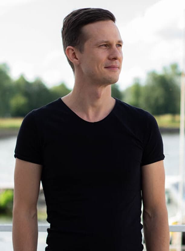 Павел Тюнев